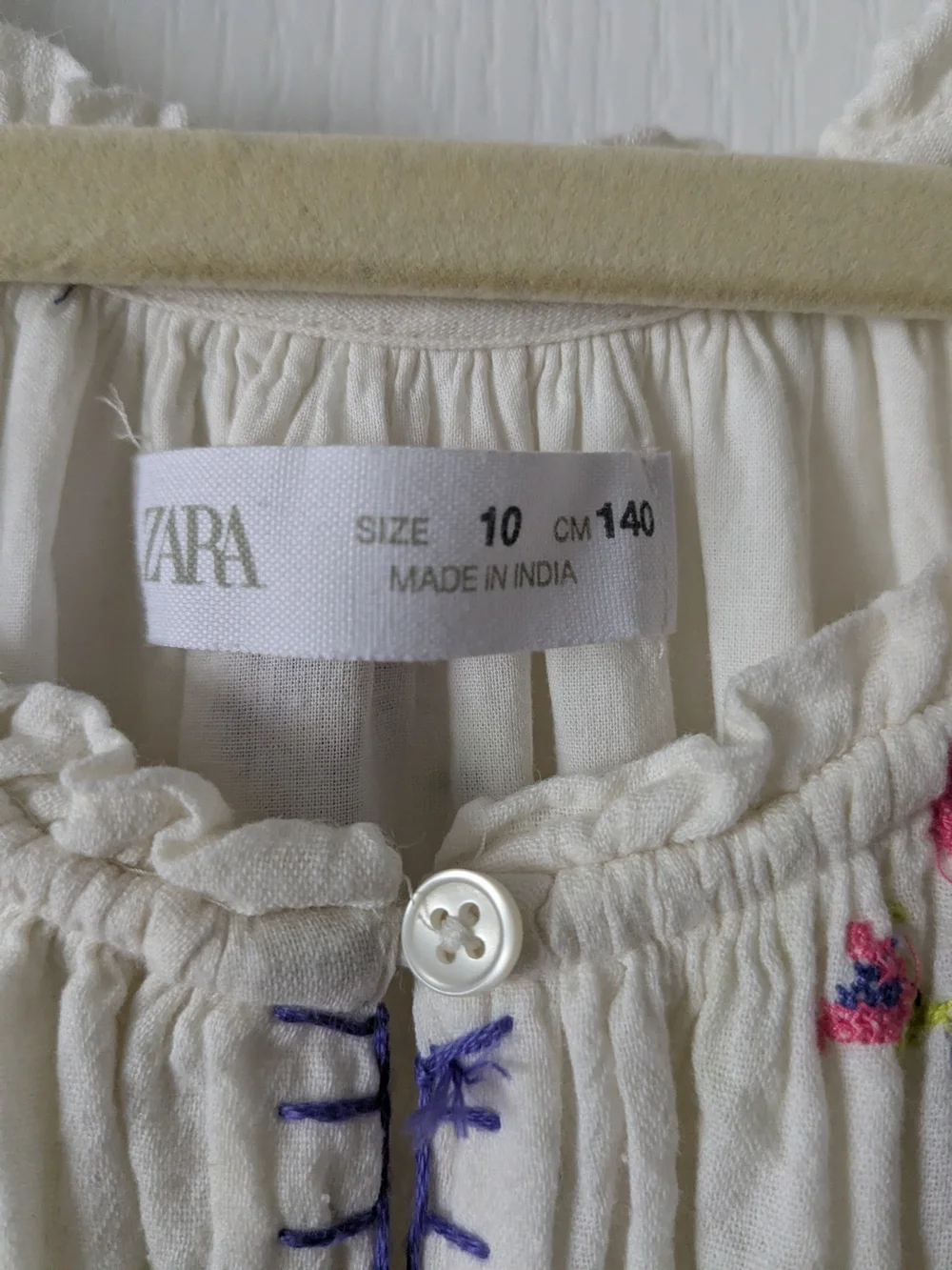 ZARA Girls Cream Embroidered Floral Dress 10